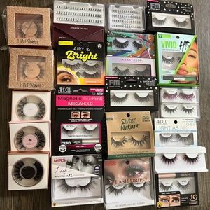 False Eyelashes Bundle
